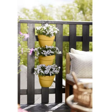 ELHO - Pot De Fleurs - Vibia Campana Foret Vertical Set/3 - Jaune Miel - Balcon Extérieur - L 17.1 X W 20.7 X H 29.7 Cm 2 ELHO - Pot De Fleurs - Vibia Campana Foret Vertical Set/3 - Jaune Miel - Balcon Extérieur - L 17.1 X W 20.7 X H 29.7 Cm – Image 2